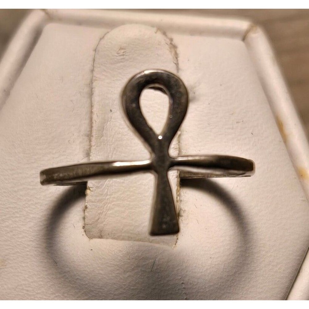 Ankh vintage sterling silver ring sz 5.5